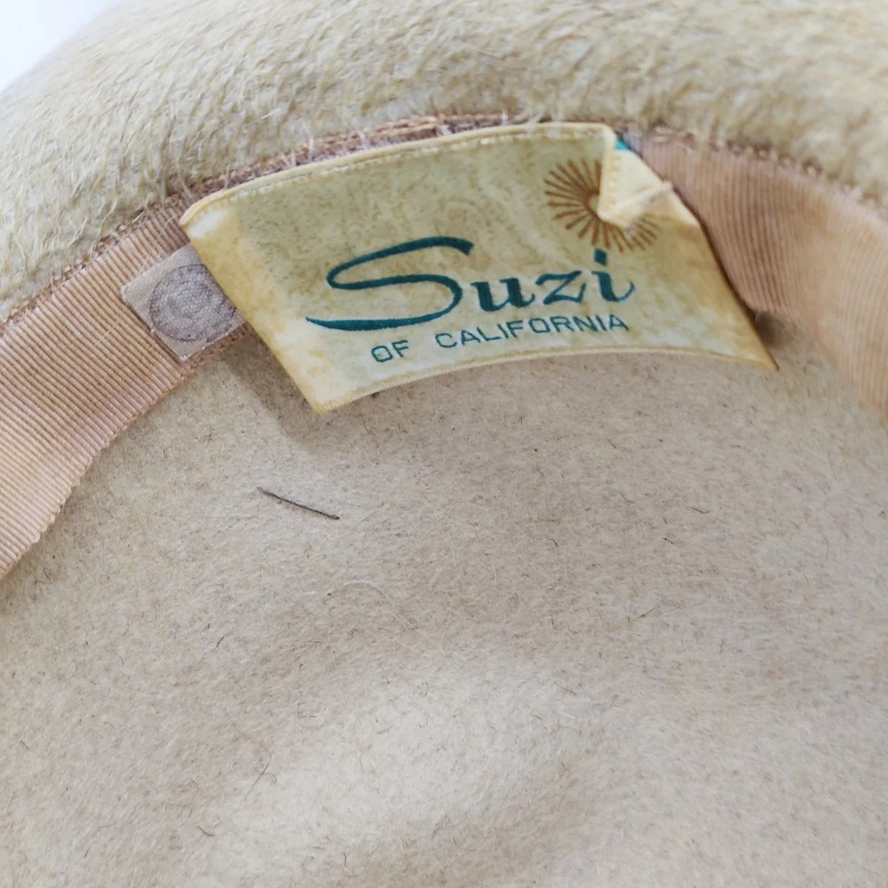 Vintage Derby Hat By Suzi of CA • Tan w/ Brown & Cream Band - Picture 9 of 9